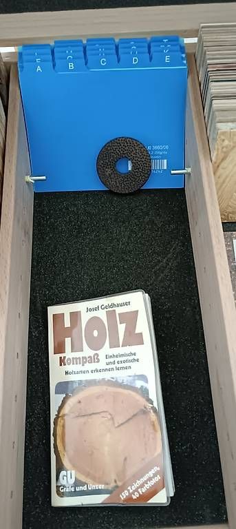 Valigie: Holz-Muster-Koffer – Usato da Wohlen AG venduto da jmo_wjv2 3