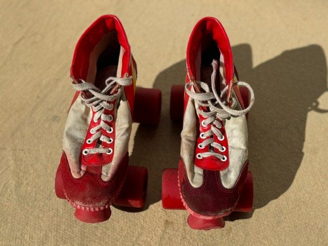 Sonstiger Schmuck: Rollschuhe Grösse 41 Vintage Style – Gebraucht aus Biberstein von Lou13lou 1