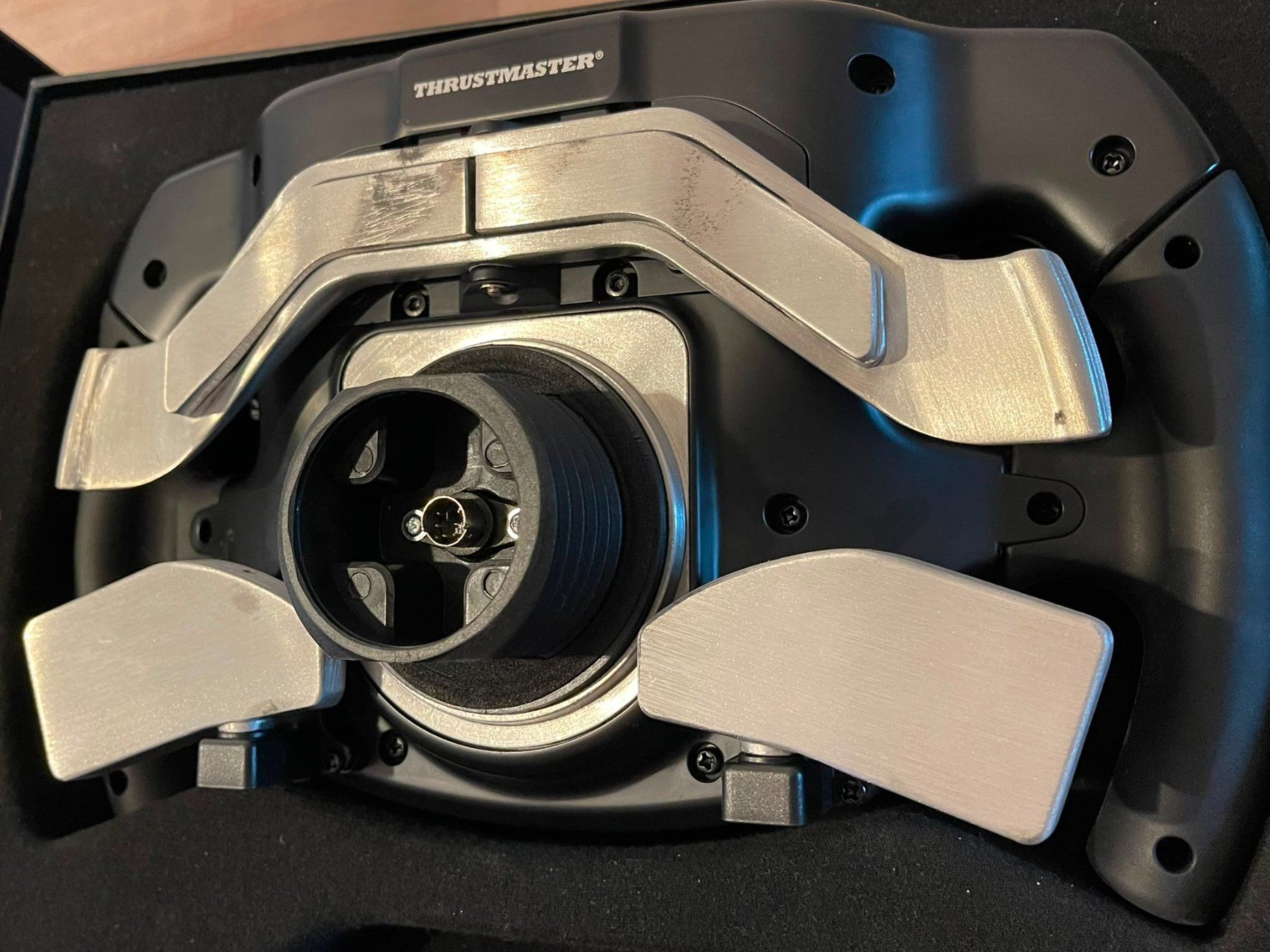 Thrustmaster Manettes: Thrustmaster Ferrari SF1000 Formula Edition – D'occasion à Steinhausen par fibritex 5
