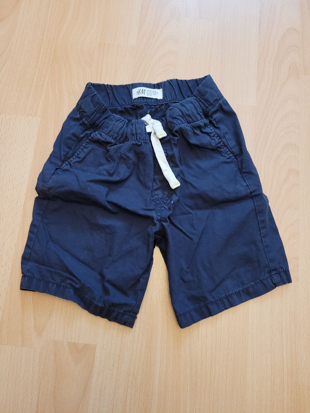 Pantalons: Hose gr. 104 – D'occasion à Inwil par Flower2325