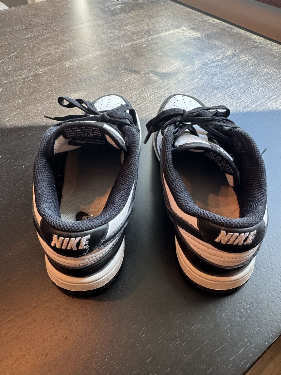 Nike Scarpe da donna: Nike Dunk Low Panda - Grösse 36.5 – Usato da Basel venduto da la_jr5 3