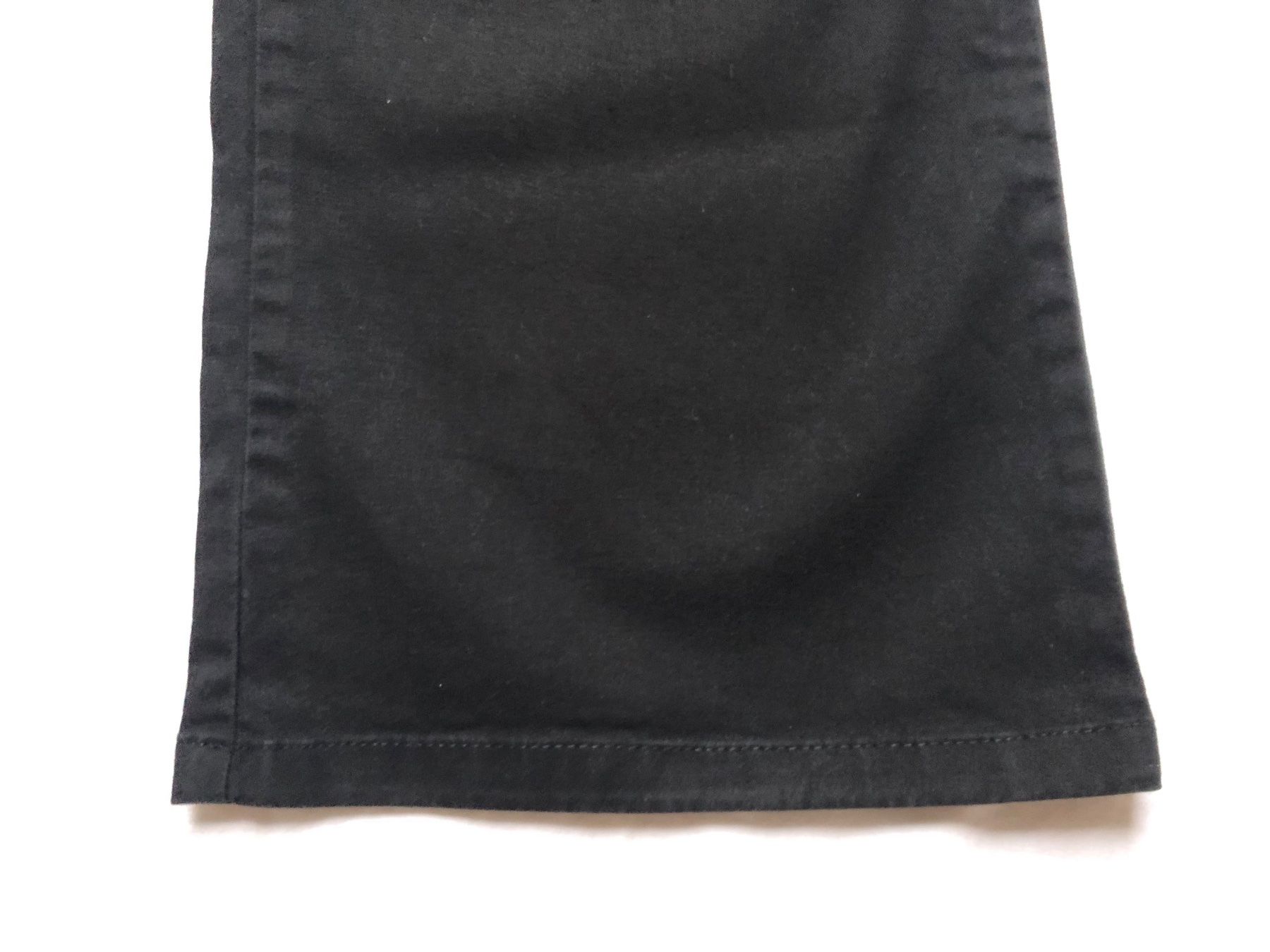 Jeans: MAC Jeans, Gladis, schwarz, Gr. 36 – Usato da Basel venduto da Solaia28 3