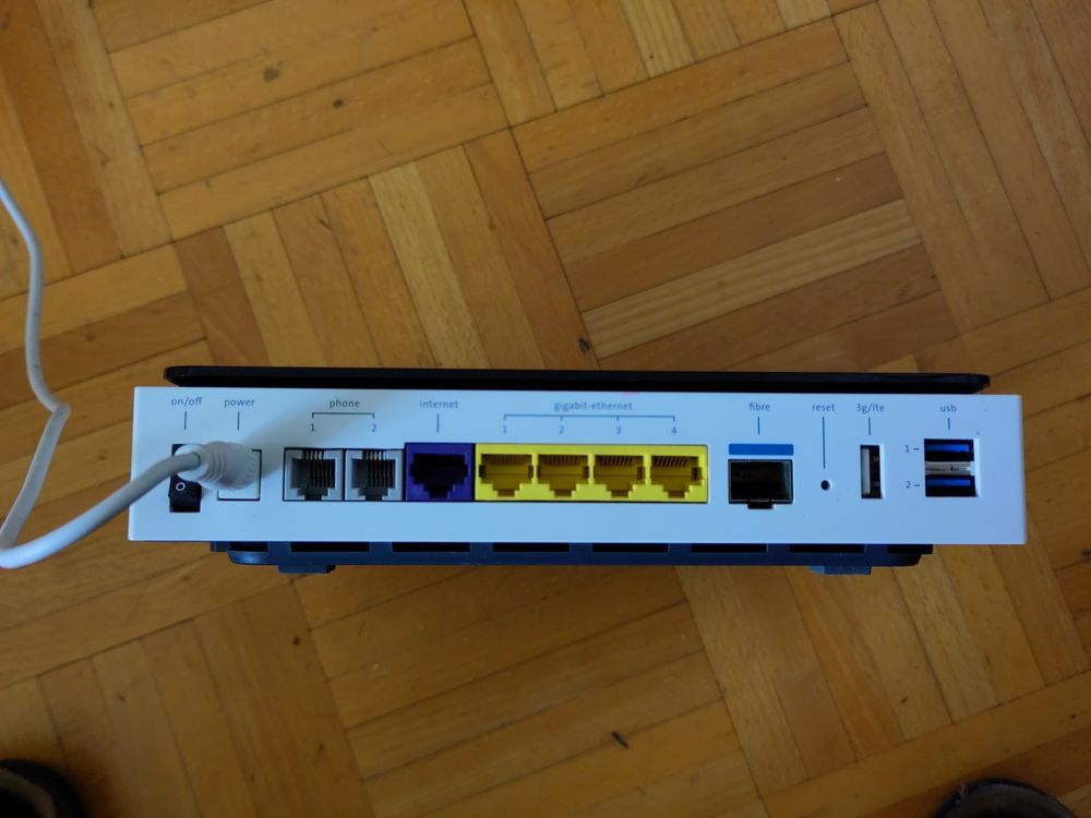 Swisscom Internet-Box Plus (WLAN-Router) | Kaufen auf Ricardo