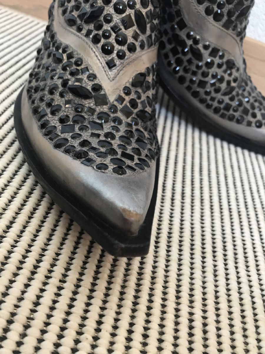 Chaussures femmes: Damy mules western 42 – D'occasion à Grimisuat par eliseba88 1