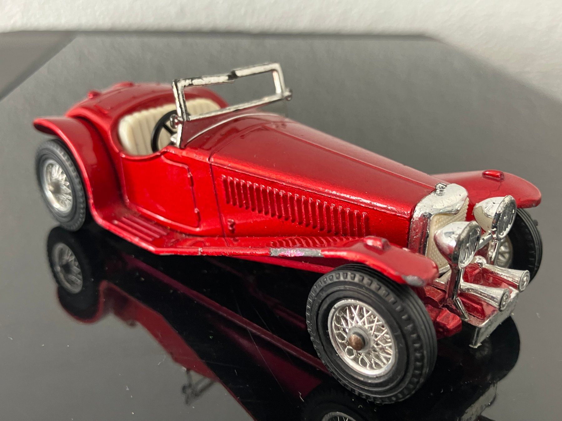 Matchbox Modellini d'auto: Konvolut Oldtimer 5 Modelle beschädigt 1:43 – Usato da Herisau venduto da dak66 4