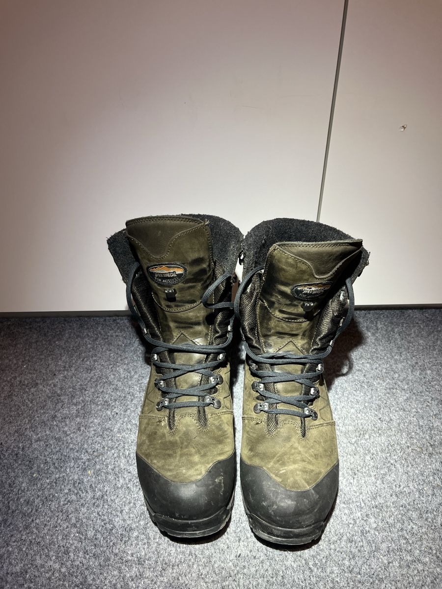 Meindl Chaussures hommes: Meindl boots – D'occasion à Pontresina par cli_g8qv