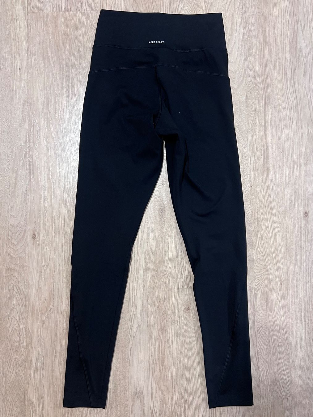 Adidas Leggings: ADIDAS LEGGINS SCHWARZ GR.S – Nuovo (secondo la descrizione) da Kaltbrunn venduto da .-Chantally-. 1