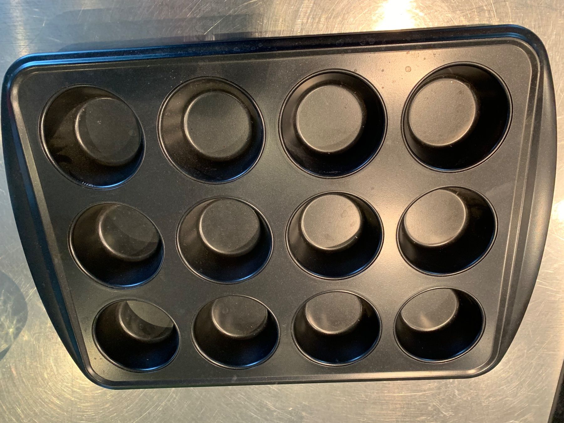 Backformen: Muffinblech – Neu (gemäss Beschreibung) aus Rudolfstetten von medium02