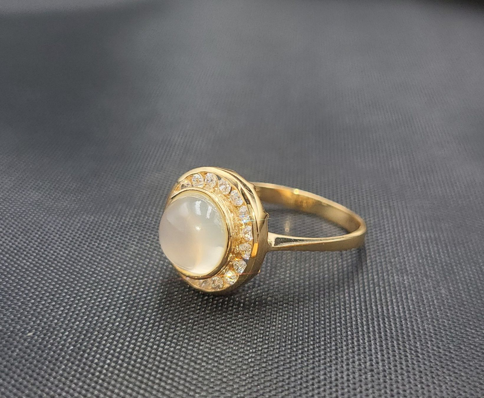 Anelli: Gold 585 Ring Mit Mondstein und steine – Usato da Wald ZH venduto da Dasilver 3