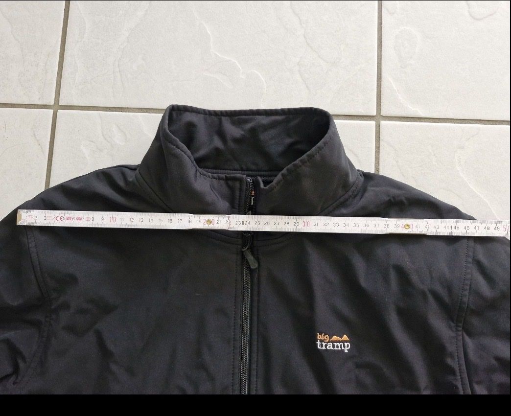 Big Tramp Giacche: Soft Shell Jacke Gr L – Usato da Wolfhausen venduto da eil_jc5j 1