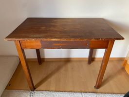 Alte Holztisch für Atelier gebraucht