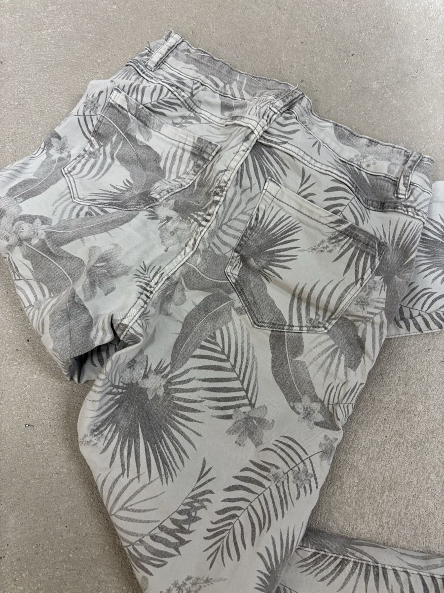 Pantaloni: Hose – Usato da Itingen venduto da jessi811 2