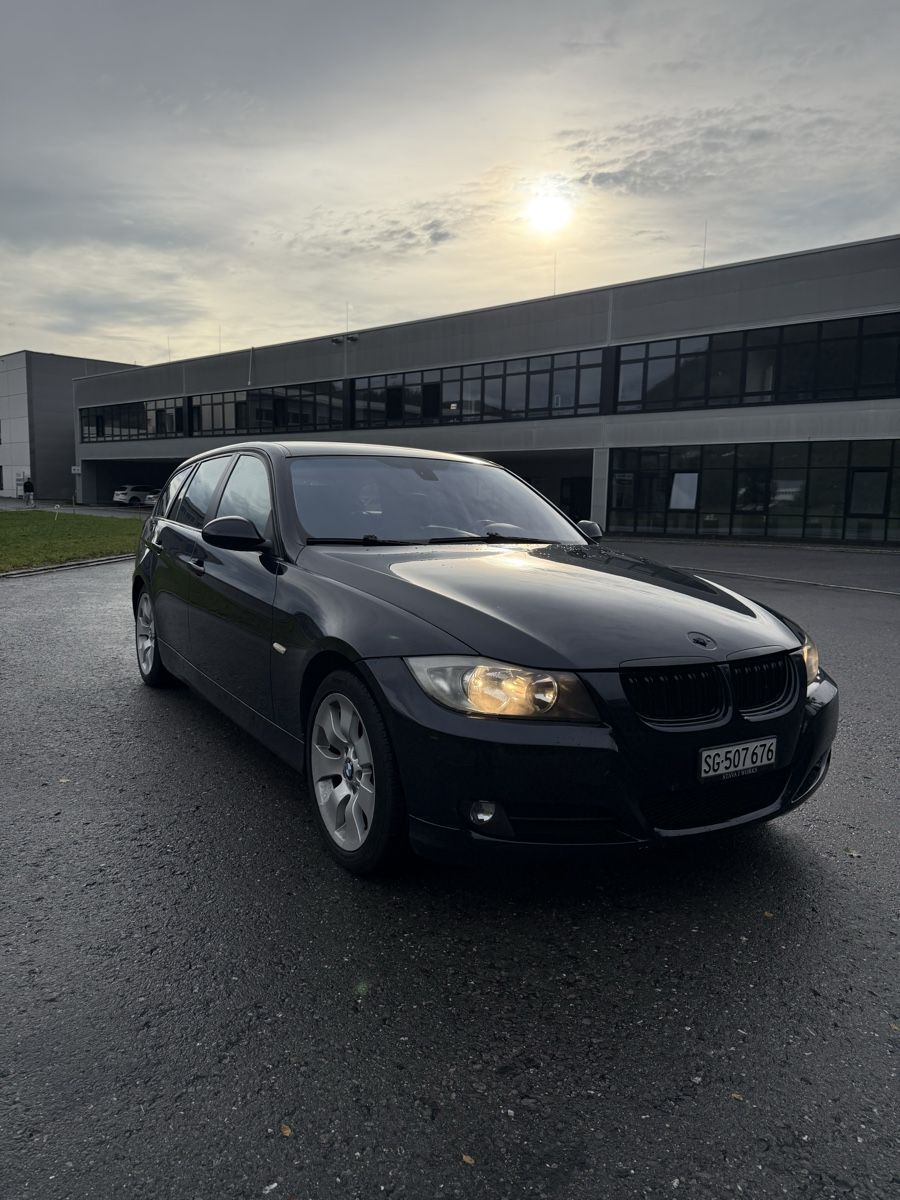 BMW Automobili: BMW E91 320i AB MFK AB 1.-CHF BLITZAUKTION – Usato da Lüchingen venduto da chb_8mm8 1