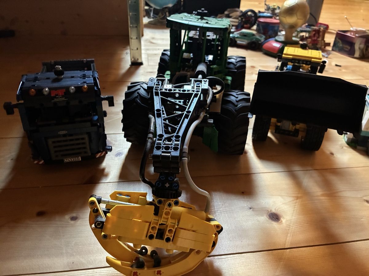 Lego Kit di costruzioni: Vendo collezione LEGO – Usato da Camorino venduto da lep_9wk6 4