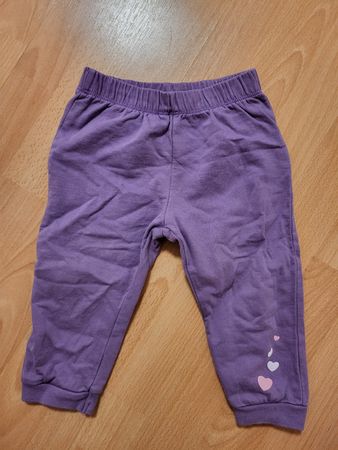 Süsse Mädchenhose, Gr. 86, lila, Herzchen, Marke Smile