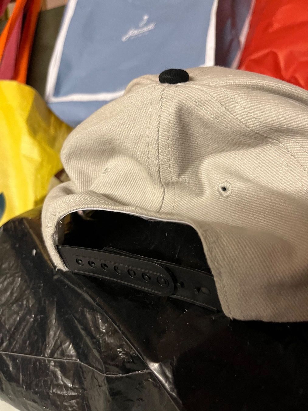 Copricapi, berretti & cappellini: Region Dents du Midi Cap – Nuovo (secondo la descrizione) da Zürich venduto da engebrunau 3