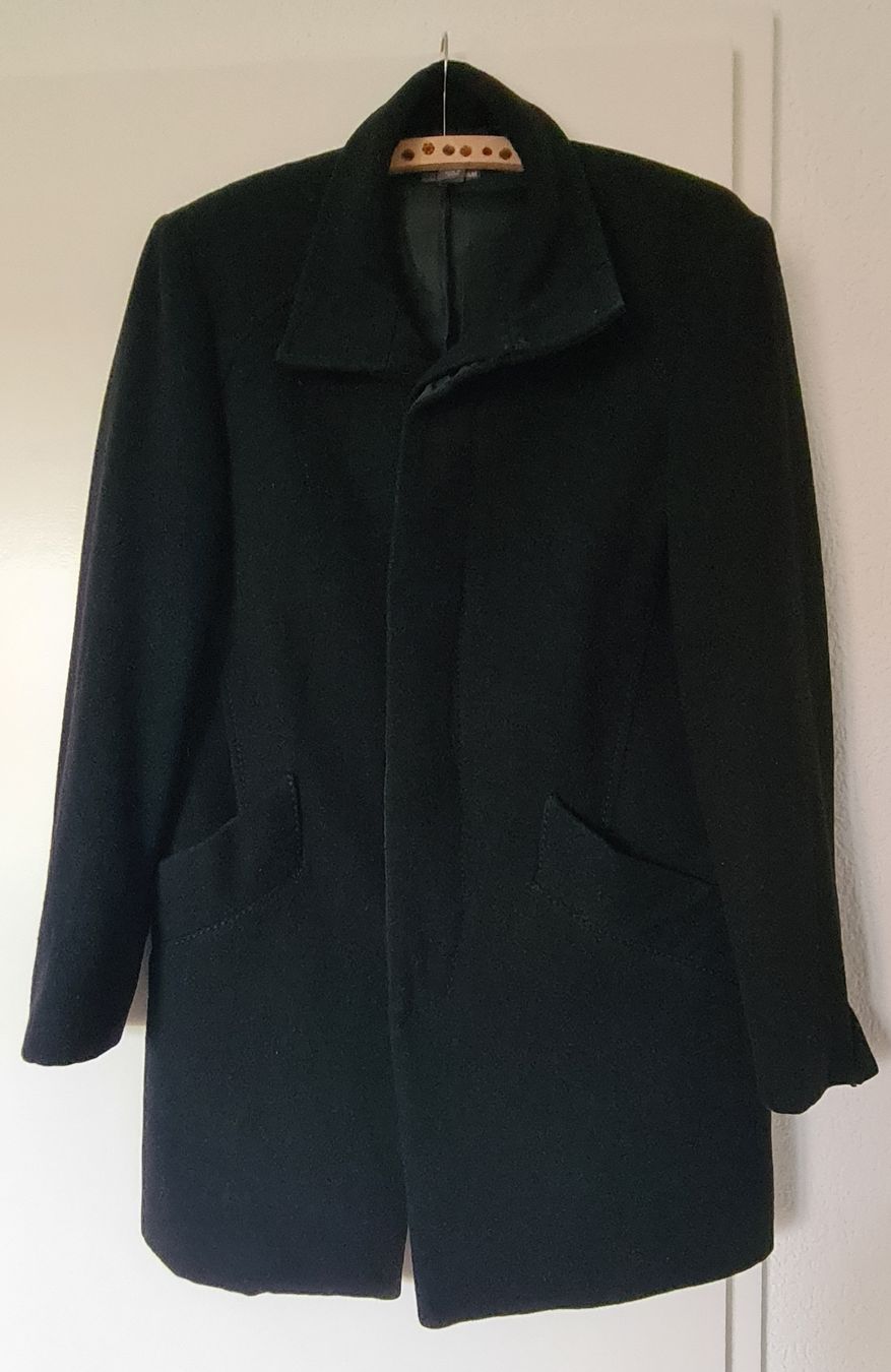 H&M Mäntel: Schöner H&M Mantel Grösse 46 schwarz – Gebraucht aus Steffisburg von Black-Jack 7
