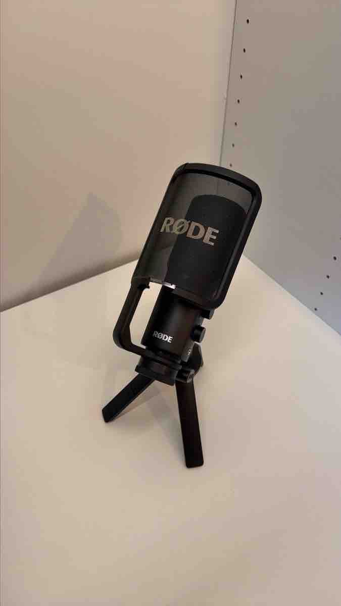 Røde Mikrofone: Rode NT-USB Mini Microphone with Tripod and Cable – Neu (gemäss Beschreibung) aus Bern von eli_79j5 3