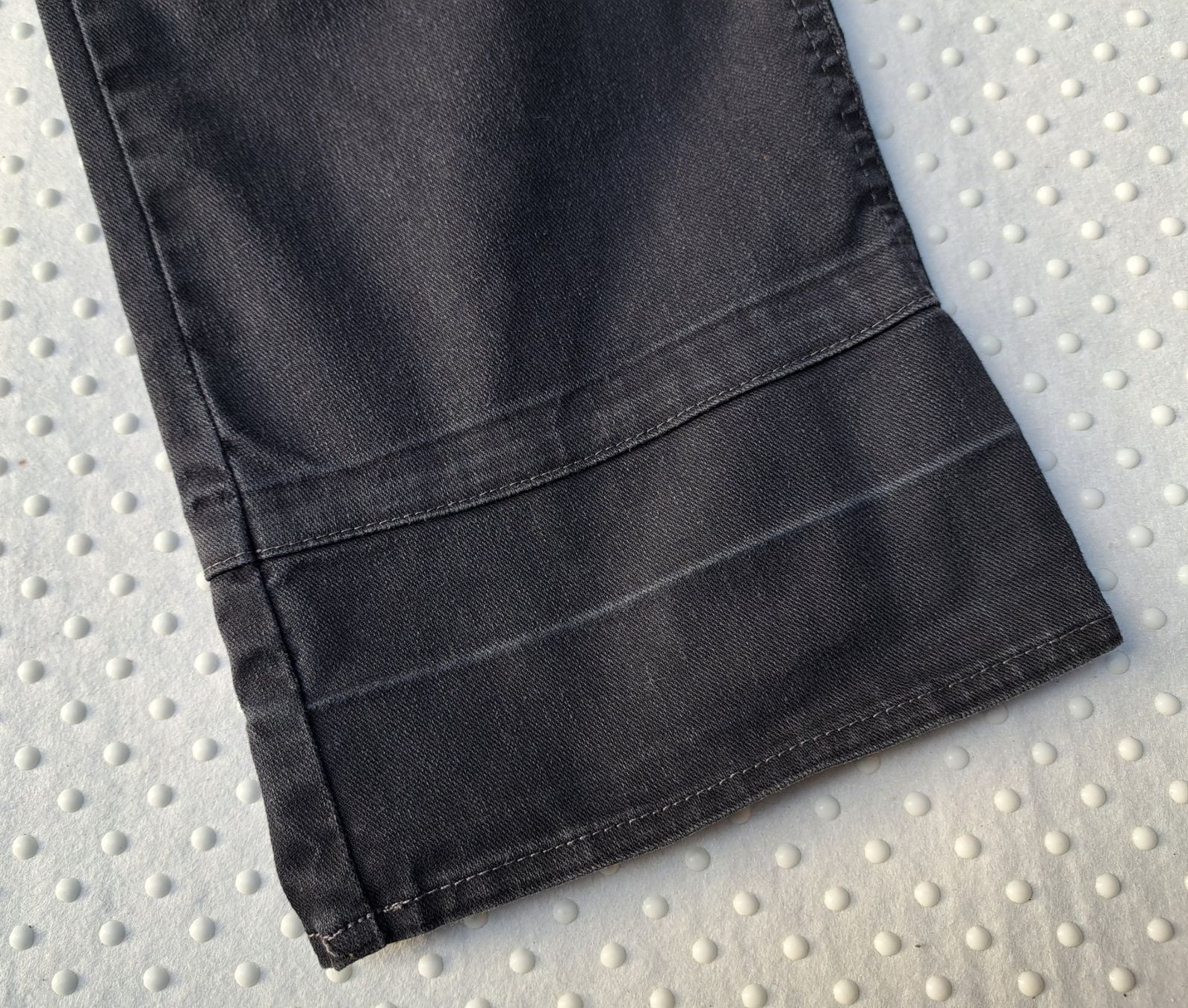 Wikland Pantaloni: Coole Wikland Hose / Arbeitshose, robust, Grösse 30/32 – Usato da Gysenstein venduto da joshuas81 5