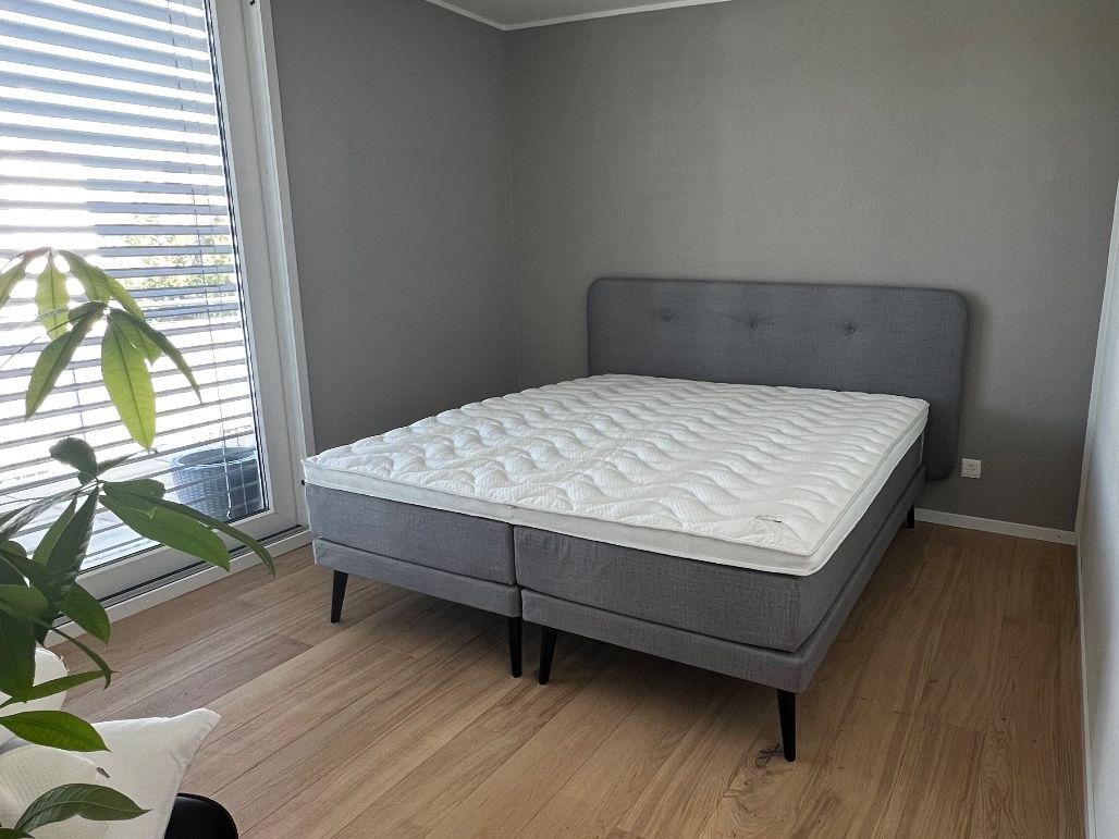 Betten: Neuwertiges Premium Boxspringbett 180x200 – Neu (gemäss Beschreibung) aus Volketswil von xenia19986a