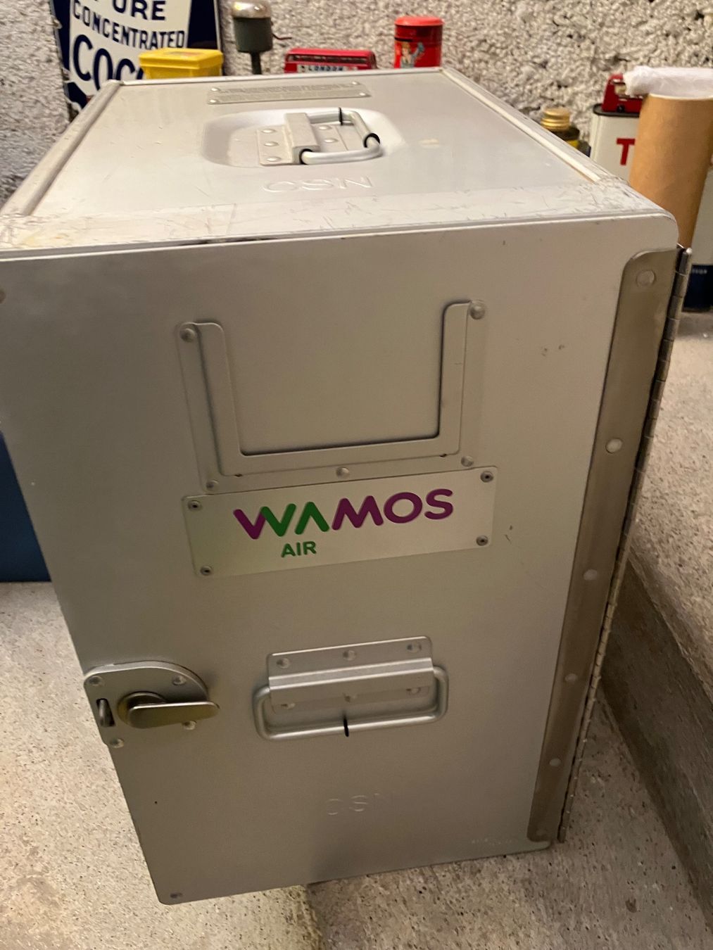 Baucontainer: Wamos Air Galley Box / Container – Gebraucht aus Zürich von Classic_Collection_Zurich 1