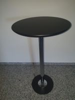Moderner Stehtisch in Schwarz & Chrom