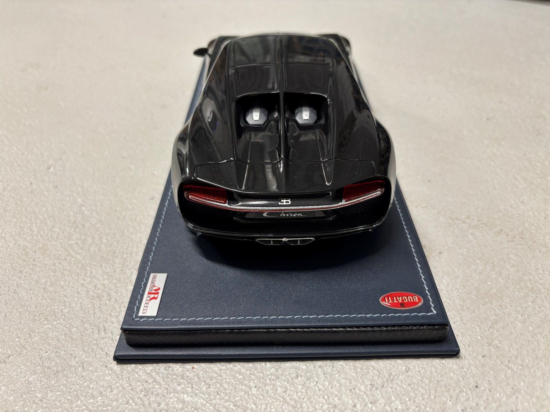 Bugatti Voitures modèles: MR Collection Bugatti Chiron 1:18 – D'occasion à Sissach par mky_bs9f 3