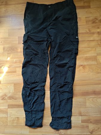 Neue Wander/Cargohose Columbia schwarz Grösse 32 Herren