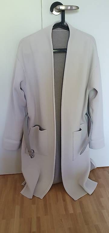 Cappotti: Neue Falconeri Cashmere Mantel – Usato da Zürich venduto da zuHause75 1
