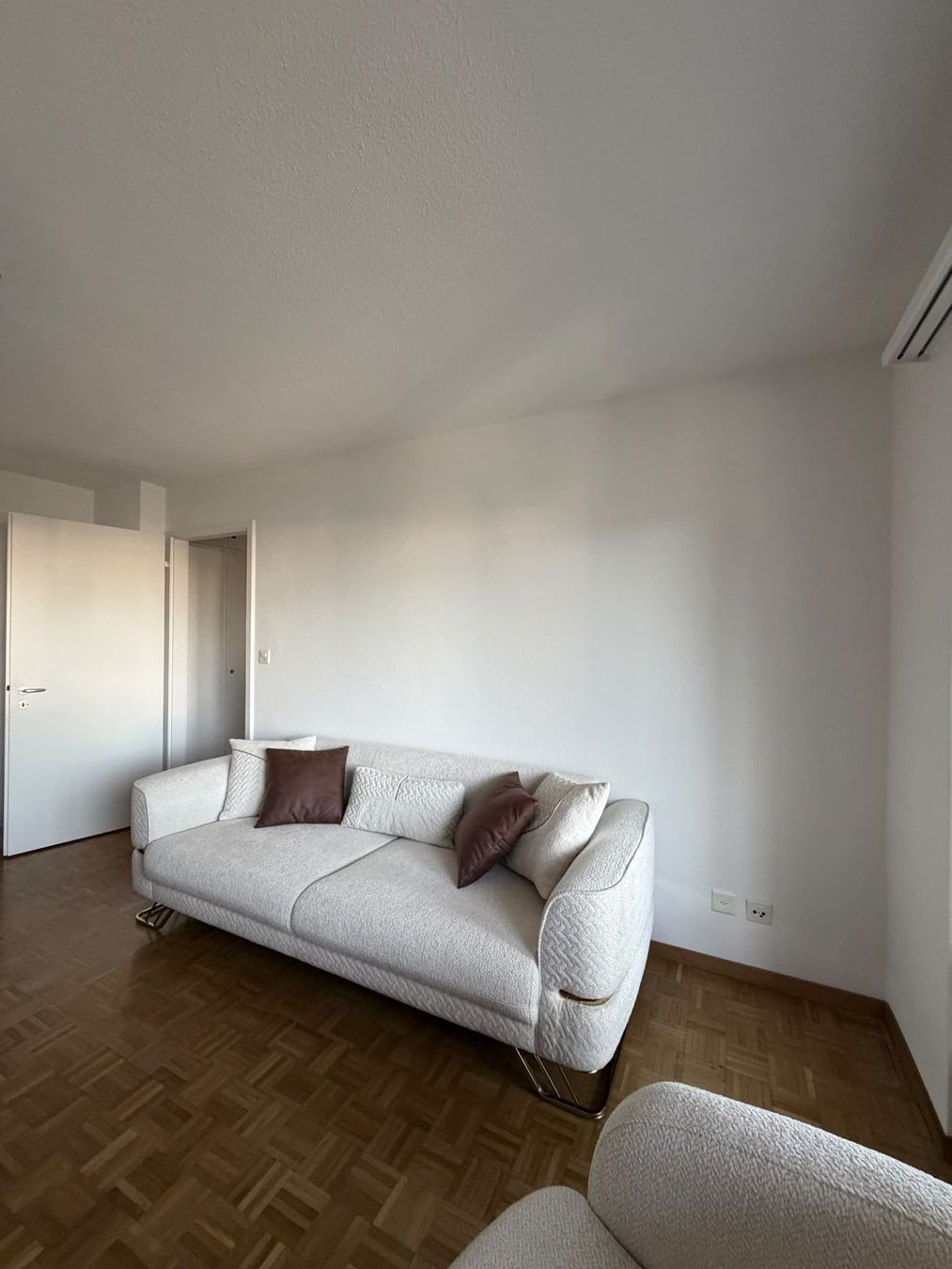 Divani: Garnitur 3-teilig Sofa Sessel hellbeige Neu! – Nuovo e nell'imballaggio originale da Zürich venduto da Idoly_Studio. 6