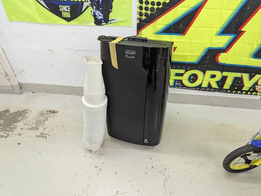 De'Longhi Klimageräte: Pinguino DeLonghi Klimagerät – Gebraucht aus Flüh von Portale46