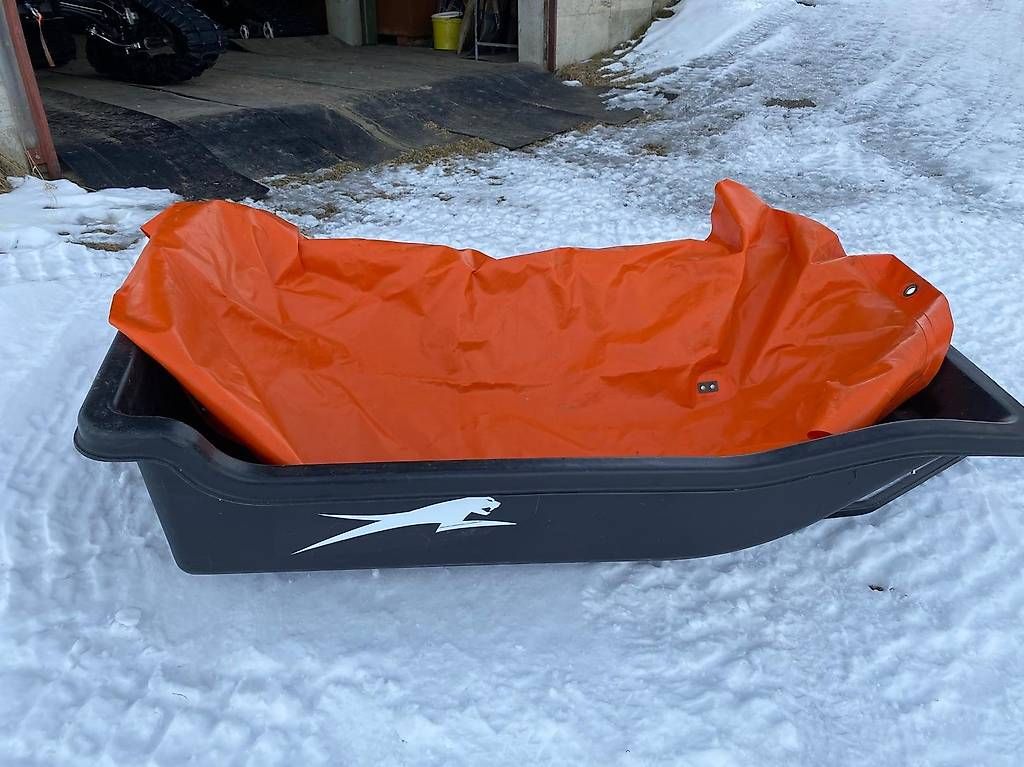 Autre: Motorschlitten Anhänger – D'occasion à Frutigen par uma_qk2s 2