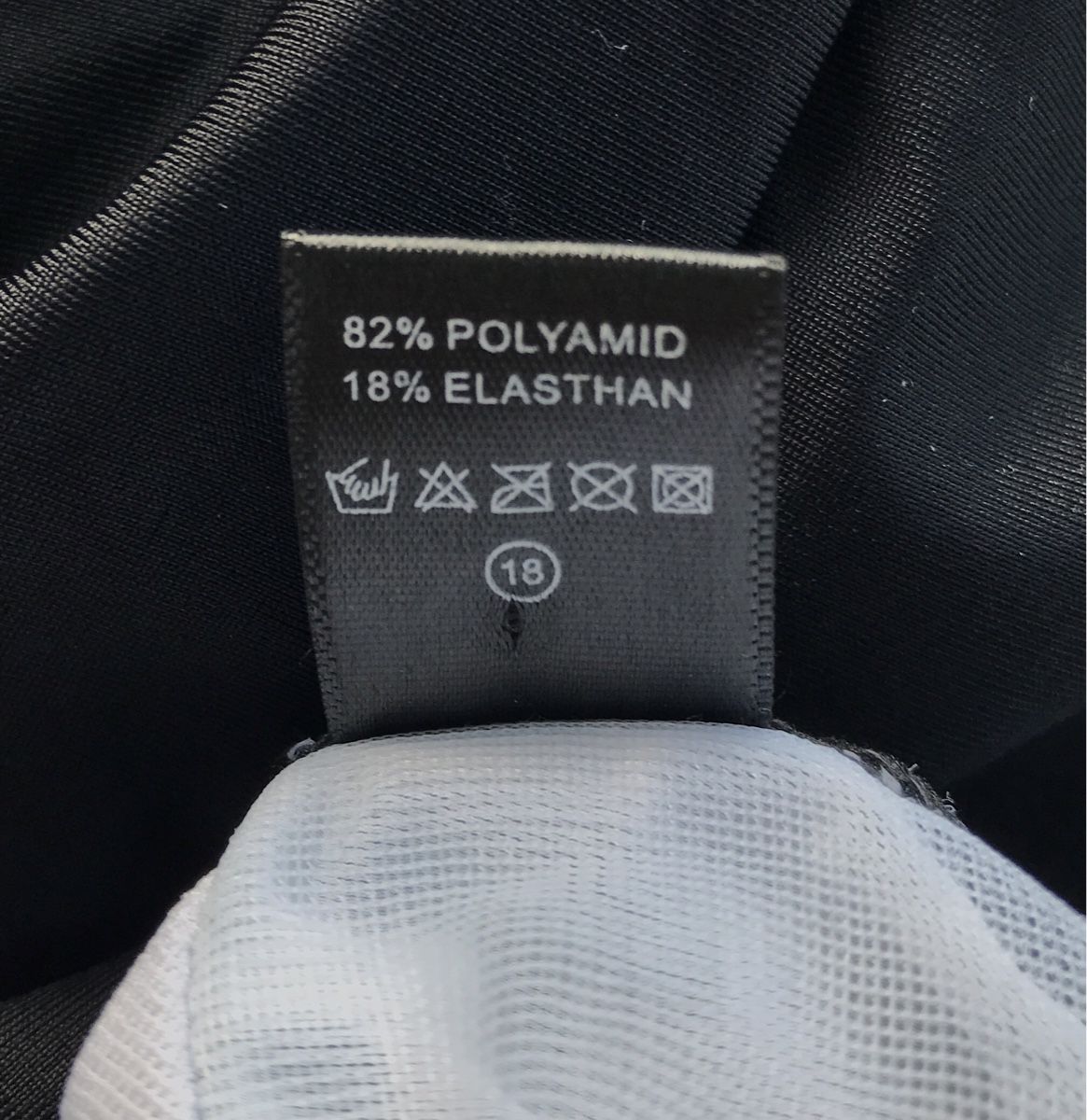 Costumi da bagno & Bikini: Badeanzug Skull, Gr. XL – Nuovo (secondo la descrizione) da Ebnat-Kappel venduto da Molton 8