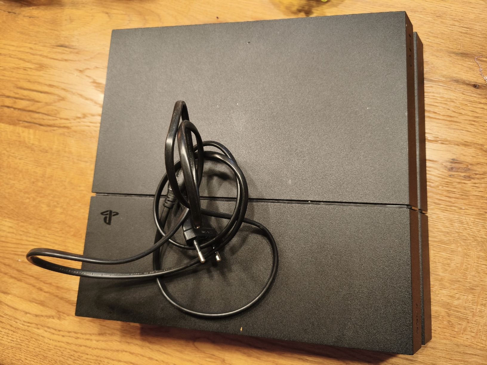 Sony Console: PS4 – Usato da Rickenbach ZH venduto da Gomezino
