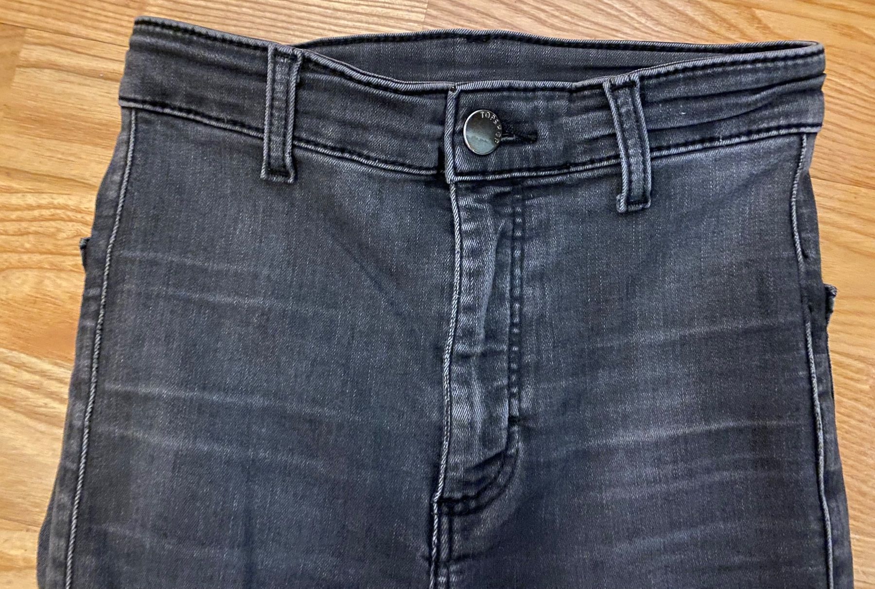 Topshop Jeans: Skinny Jeans anthrazit – Usato da Möhlin venduto da eny_lsk7 1