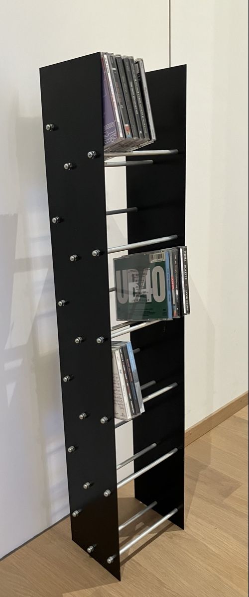 Scaffali: Design CD Rack Metall schwarz – Usato da Bern venduto da sil_fw85