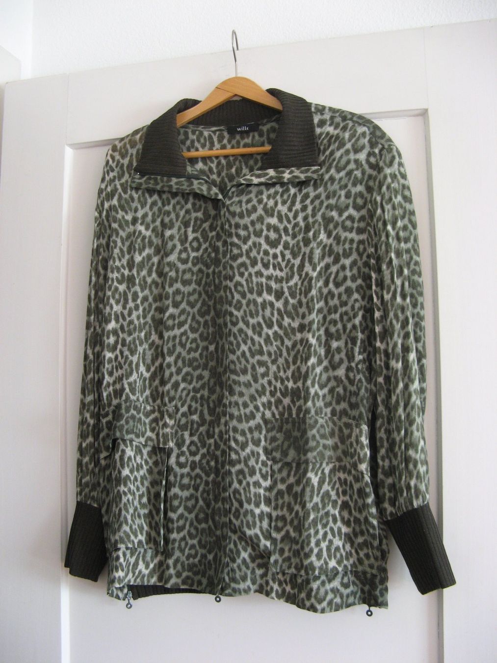 Camicette: Jacke, Bluse Wille Gr. 44 Leoprint – Usato da Zürich venduto da apil 3