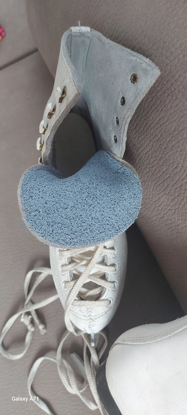Schlittschuhe: Schlittschuhe 36 Leder – Gebraucht aus Rüthi (Rheintal) von Boschacat 3