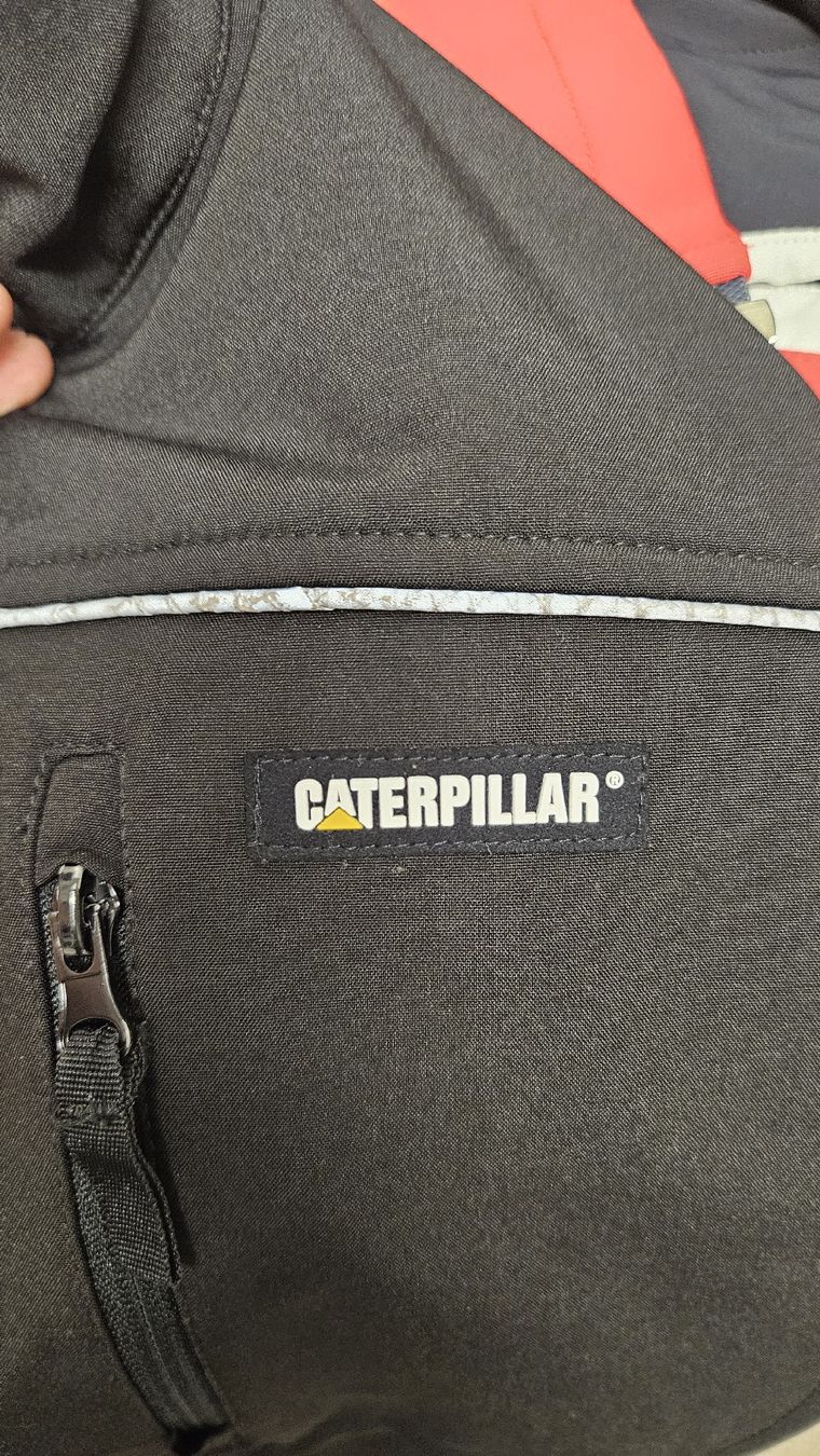 Vestes: CAT Softshelljacke Schwarz Grösse M neuwertig – D'occasion à Mellingen par Hondavtr 3