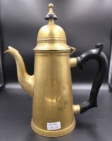 Antike Messing-Kaffeekanne / Kakaokanne mit schwarzem Griff