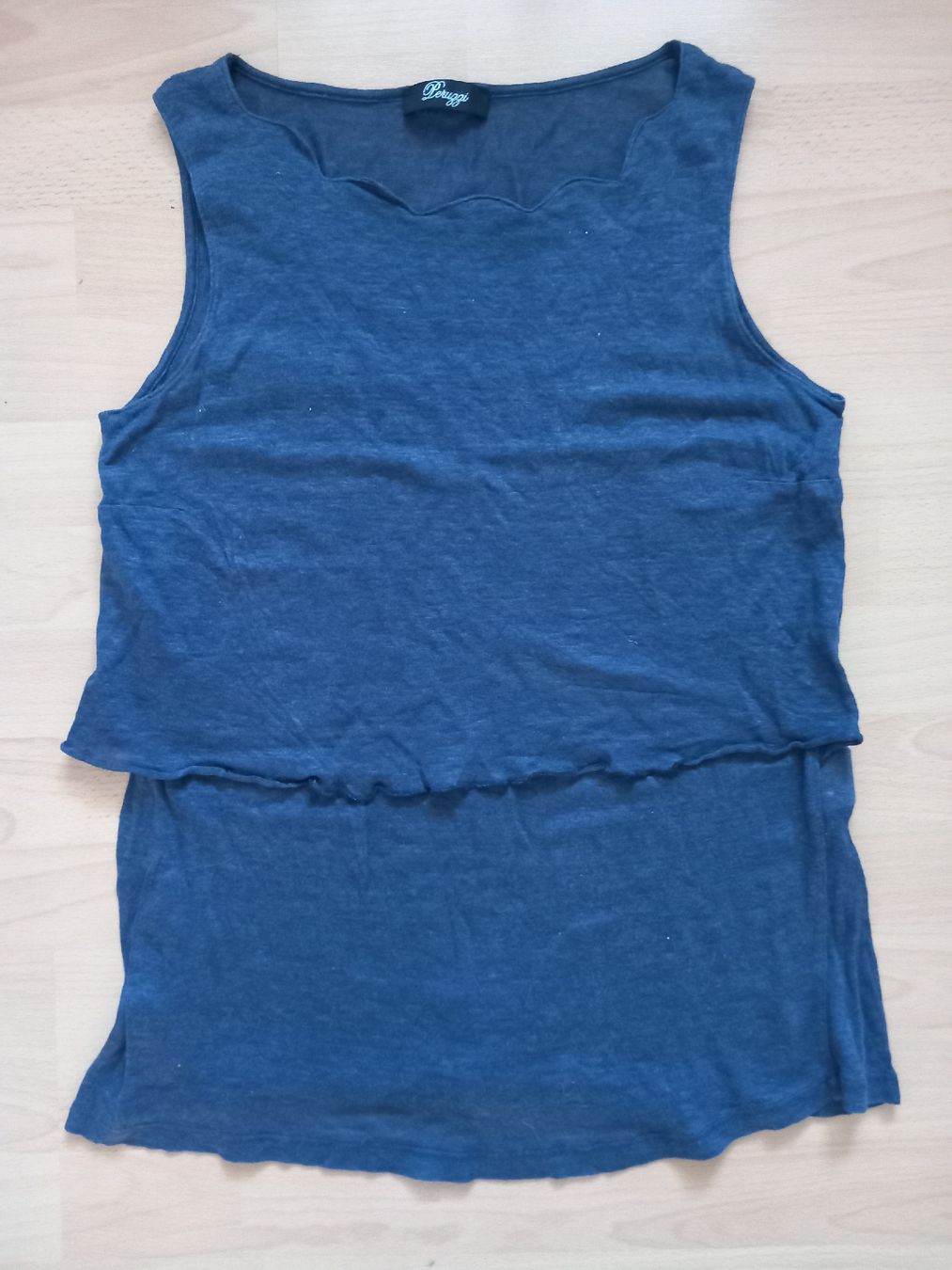 Tops: Débardeur bleu en 100% lin – Gebraucht aus Faoug von per_kp6r