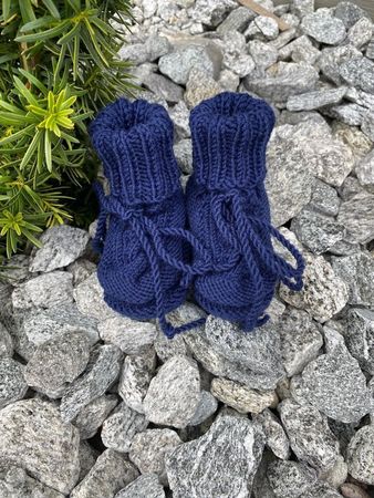 Finkli / Babyfinkli handgestrickt dblau