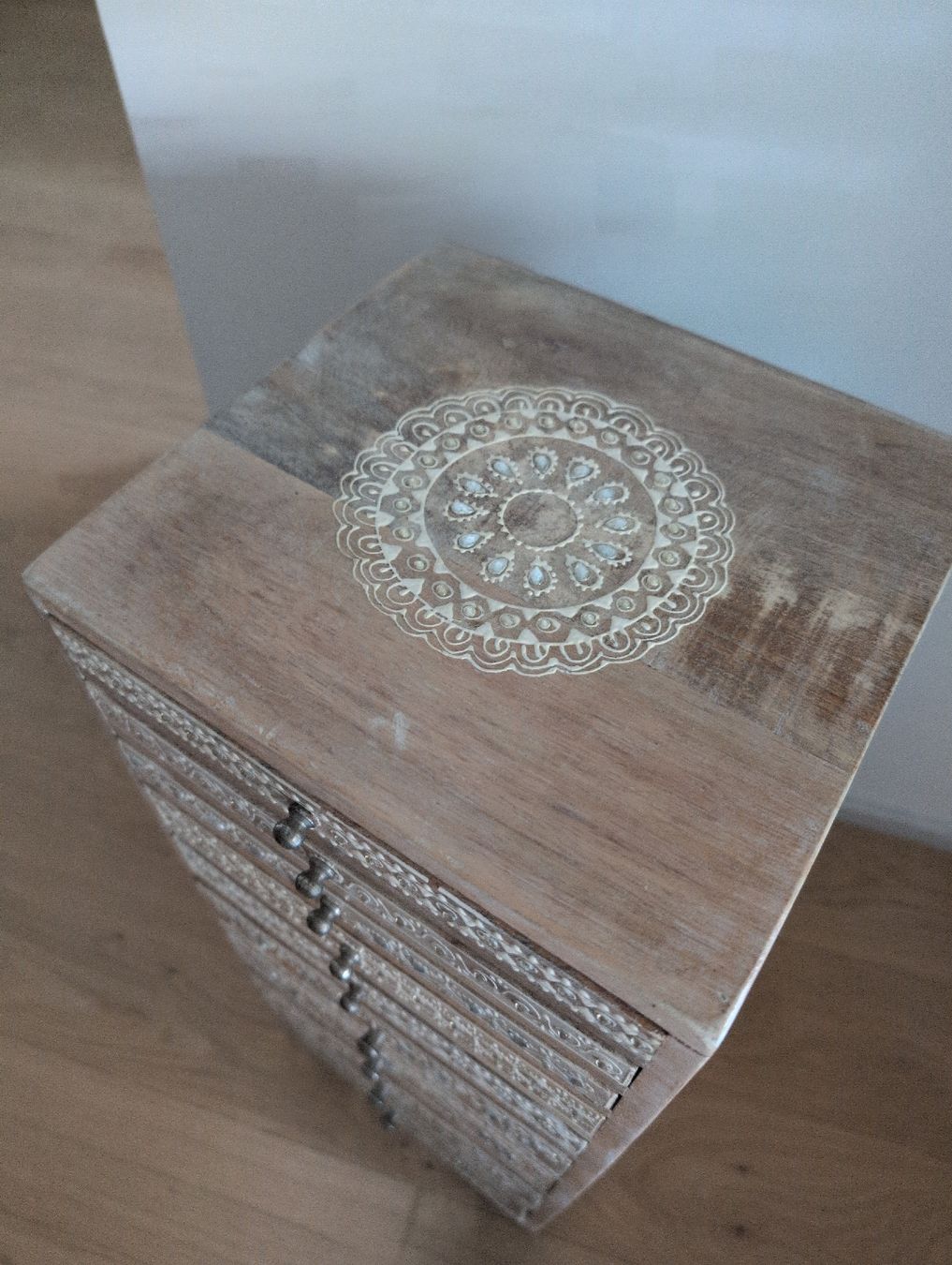 Cachet Cassettiere: Kommode aus Mangoholz von Cachet mit 9 Schubladen – Usato da Uitikon Waldegg venduto da rah_5p85 3