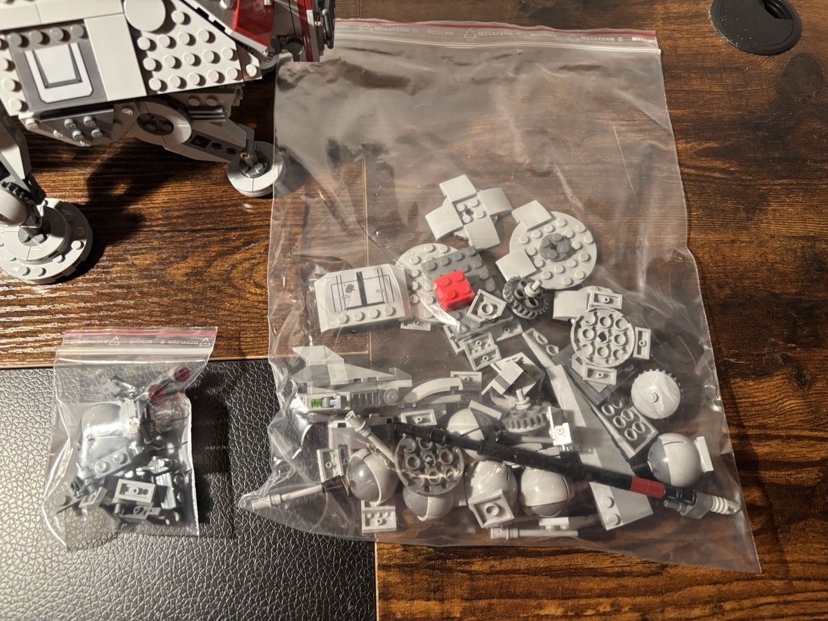 Lego Jeux de construction: LEGO 75337 AT-TE Walker - teilzerlegt  – D'occasion à Jonen par Sschriber 2