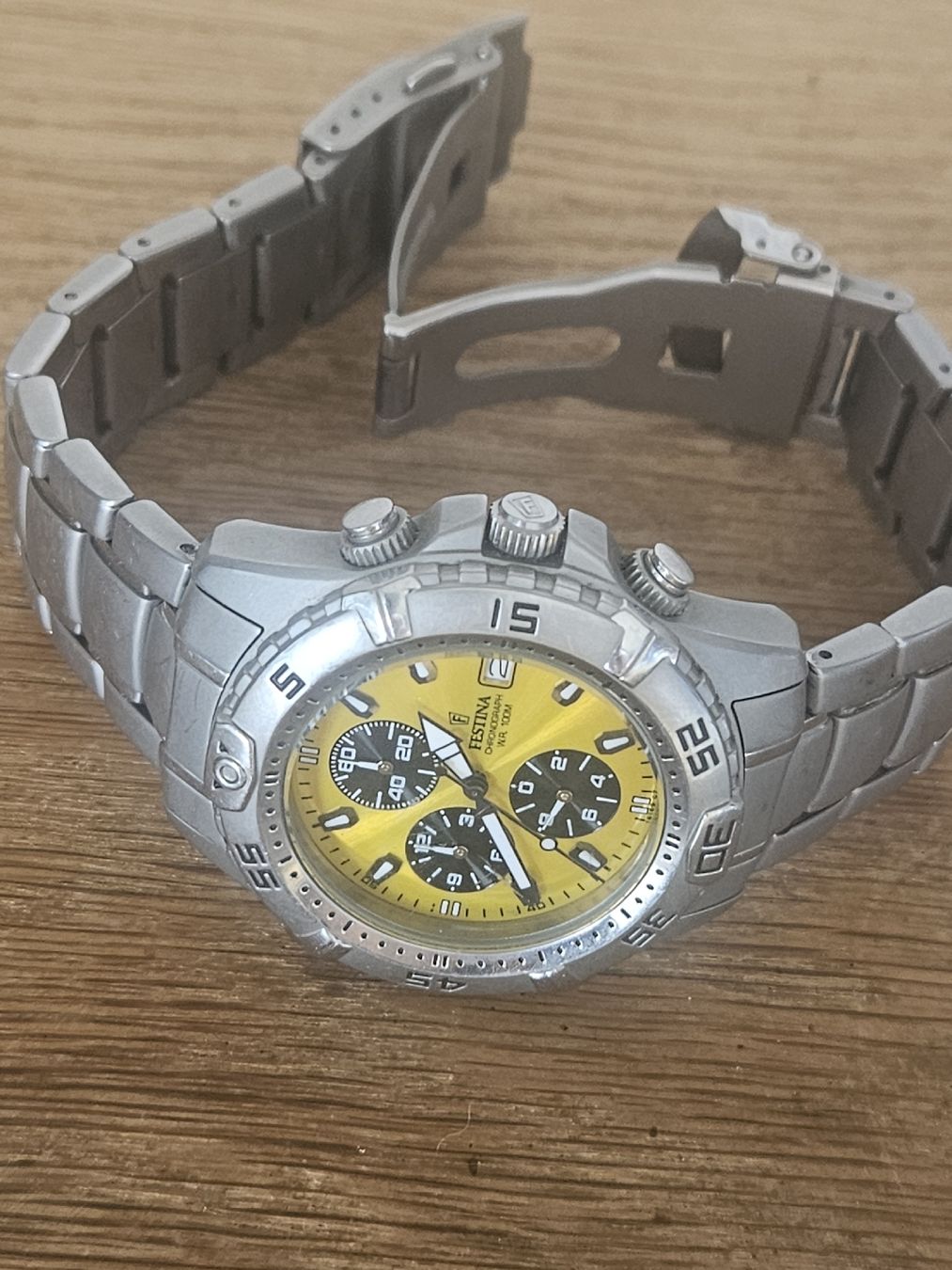 Festina Orologi: Festina Herrenuhr Chronograph 40mm – Usato da Flamatt venduto da pie_f9zm 8