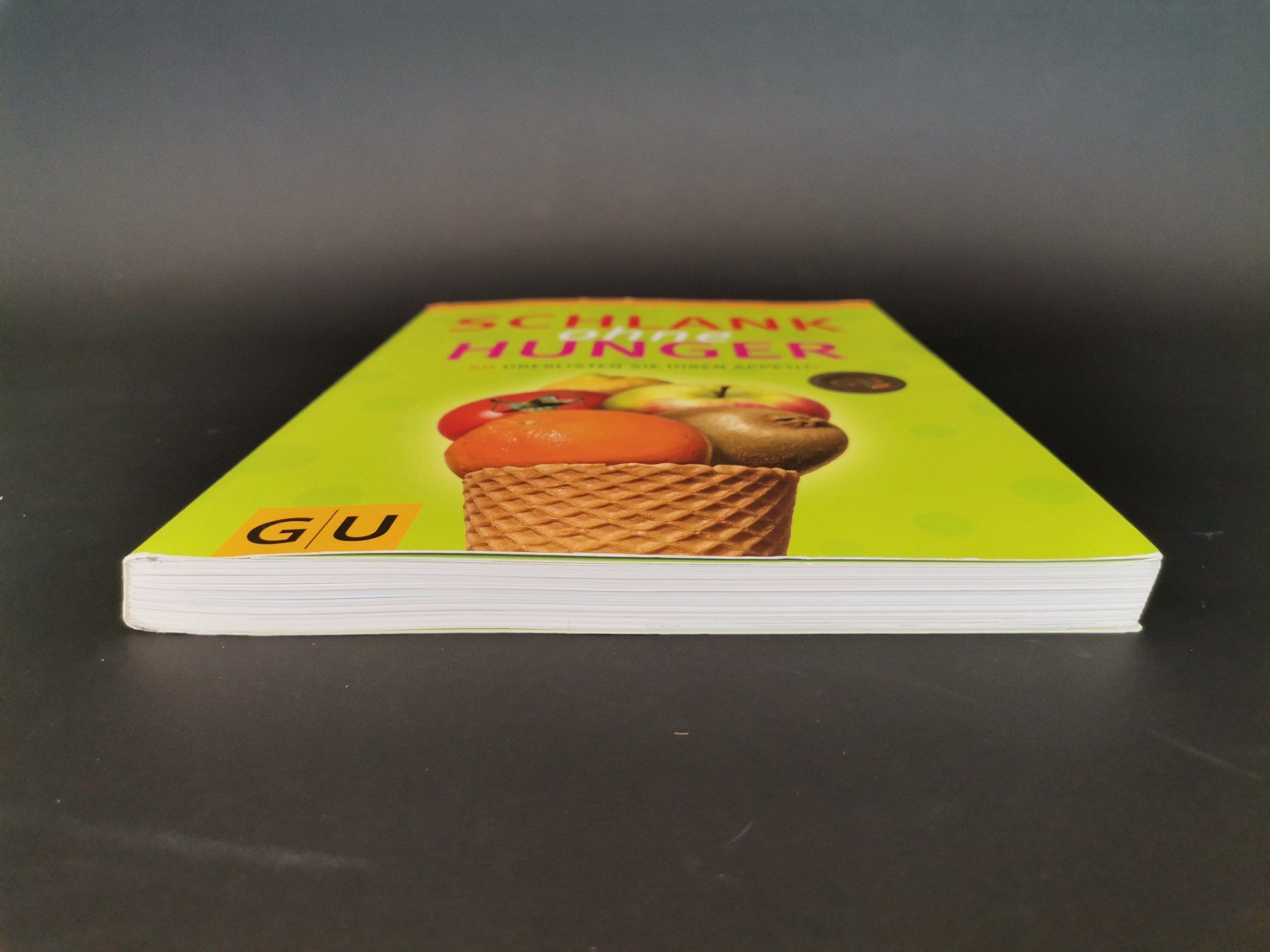 Libri: BUCH - Schlank ohne Hunger – Usato da Schaffhausen venduto da Restwert_SH 3