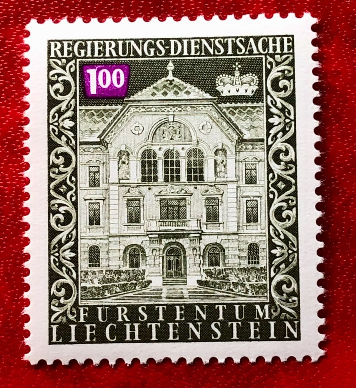 Tutti i francobolli: Briefmarken aus Liechtenstein  Ungestempelt  – Usato da Aarau venduto da Angi-007