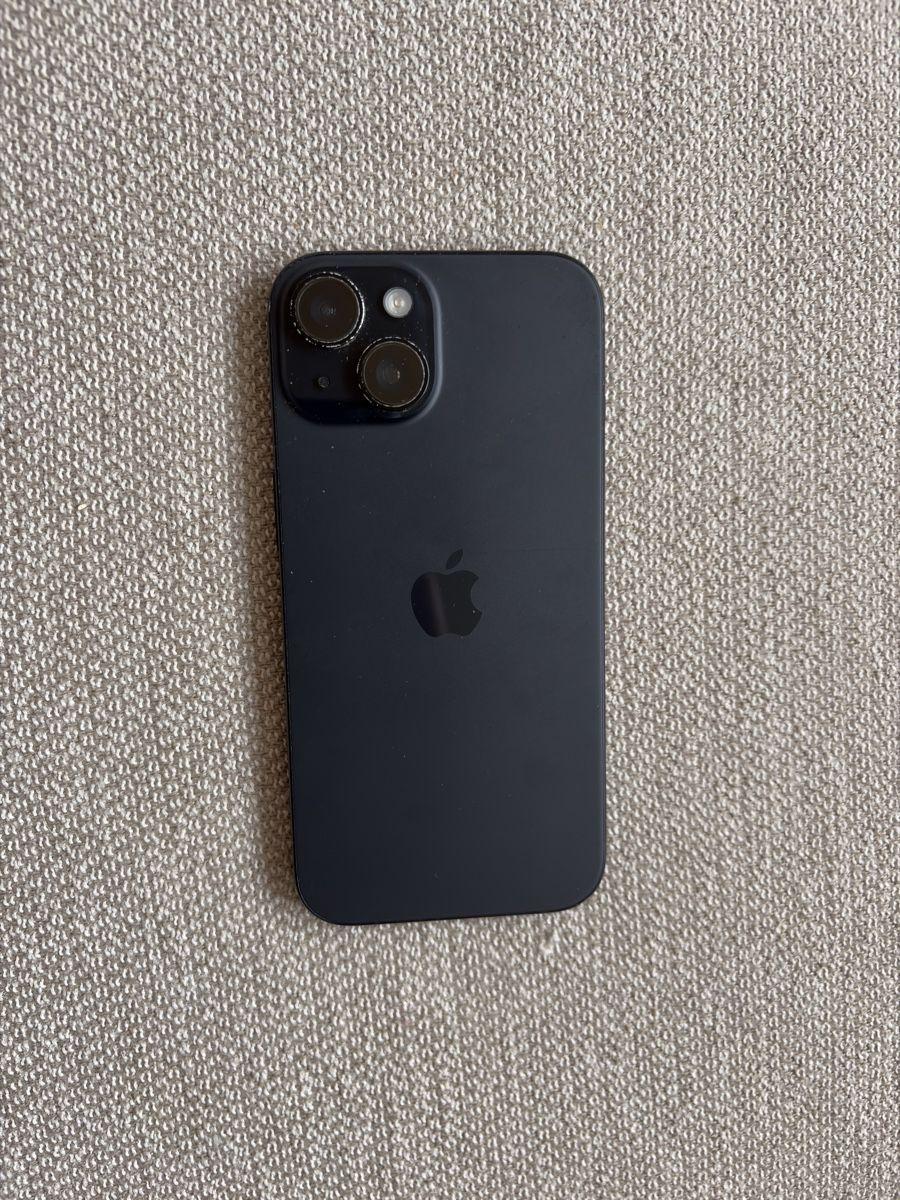Apple Handys / Smartphones: Apple iPhone 15 128gb black – Gebraucht aus Winterthur von mir_8lxh 1