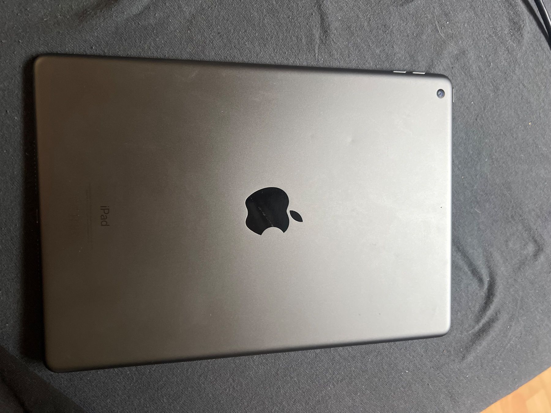 Apple Tablet PC: I iPad (7. Generation) – Usato da Seftigen venduto da Levin_d487