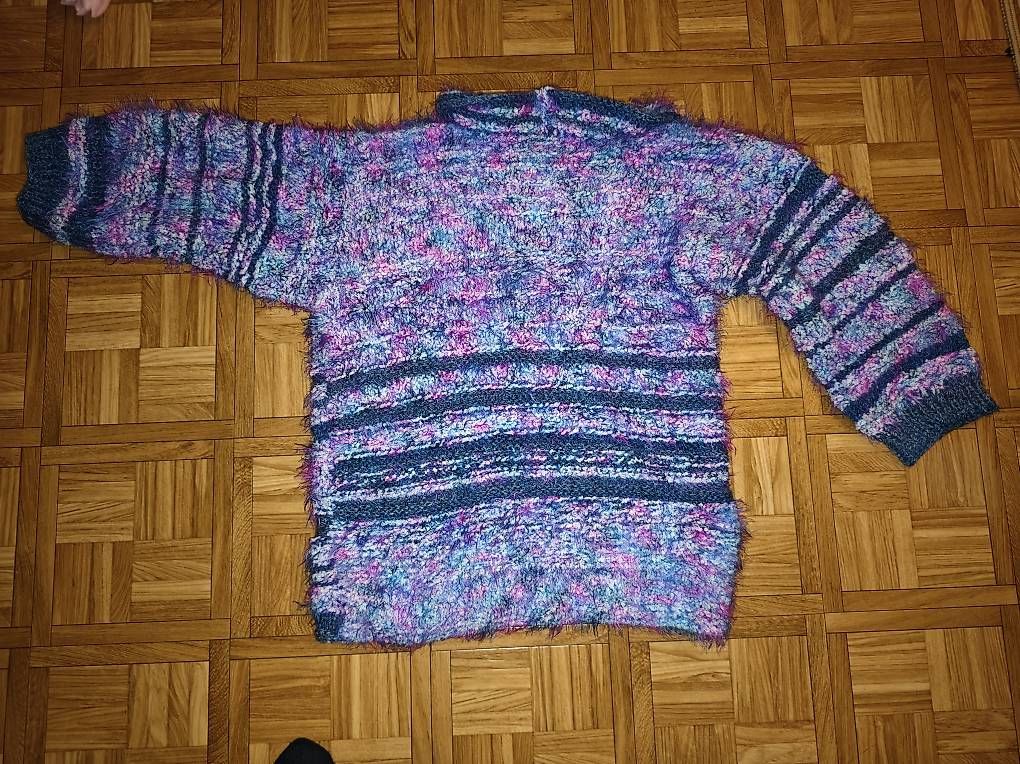 Maglioni & Felpe: Handgemachter Strickpullover (Damen) – Usato da Basel venduto da ual_dnt2 2